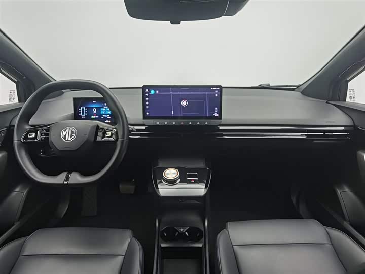 Фото 5 - MG Motor 4 EV