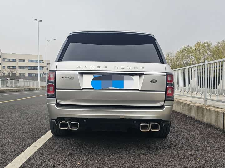 Фото 2 - Land Rover Range Rover