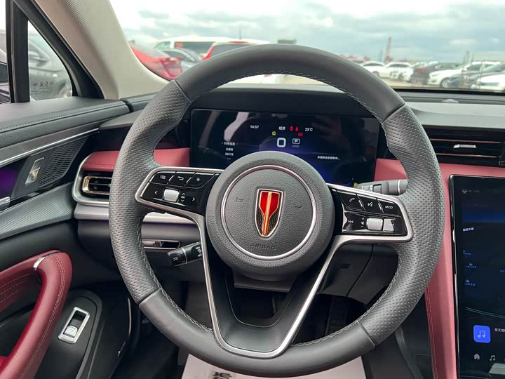 Фото 7 - Hongqi H5