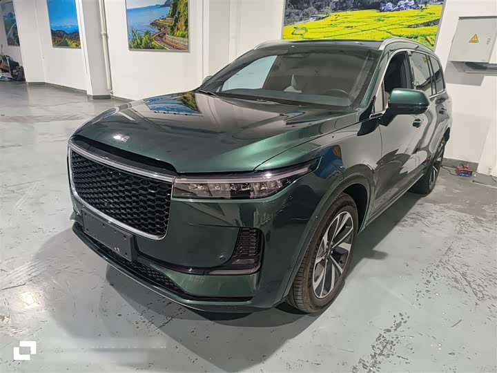 Фото 2 - LiXiang One