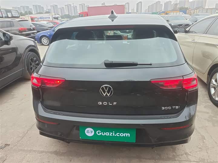 Фото 6 - Volkswagen Golf