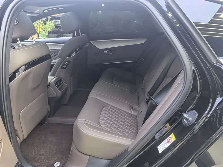 Фото 6 - BYD Han