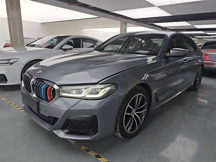 Фото 1 - BMW 5 Series