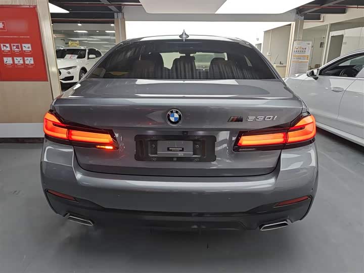 Фото 6 - BMW 5 Series