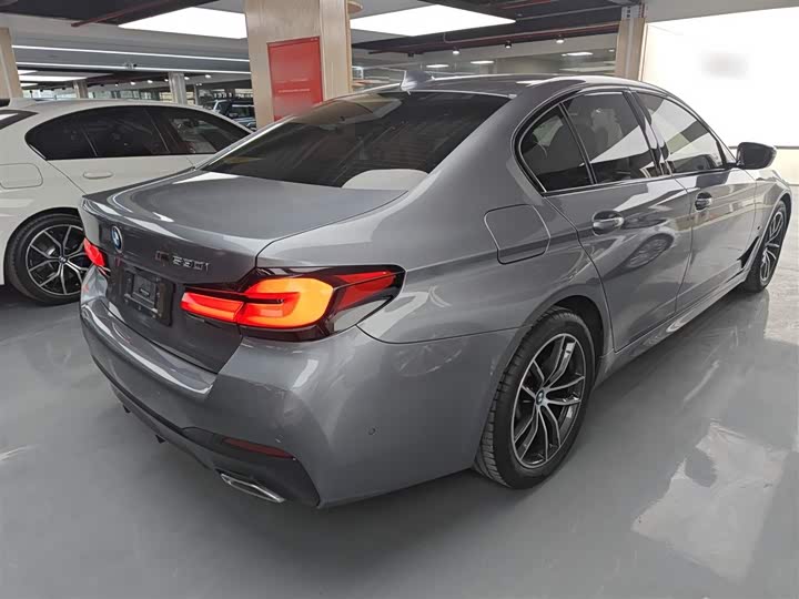 Фото 7 - BMW 5 Series