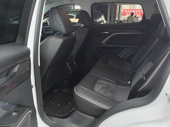 Фото 8 - Haval H6