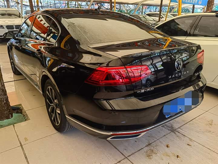 Фото 4 - Volkswagen Magotan