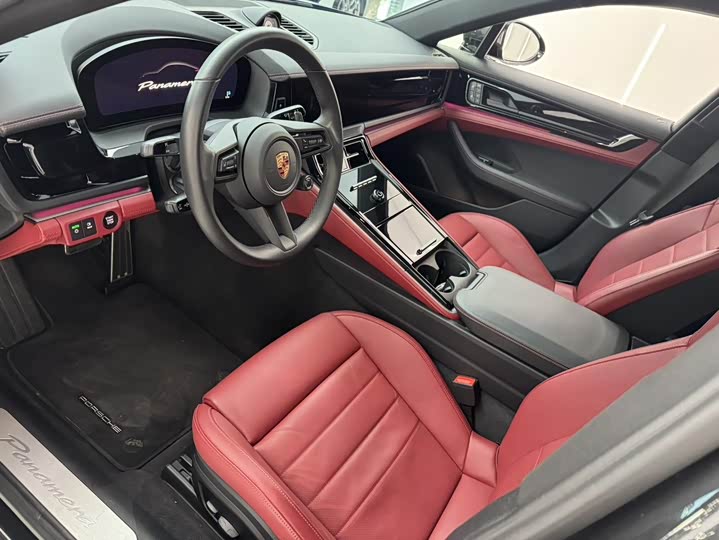 Фото 5 - Porsche Panamera