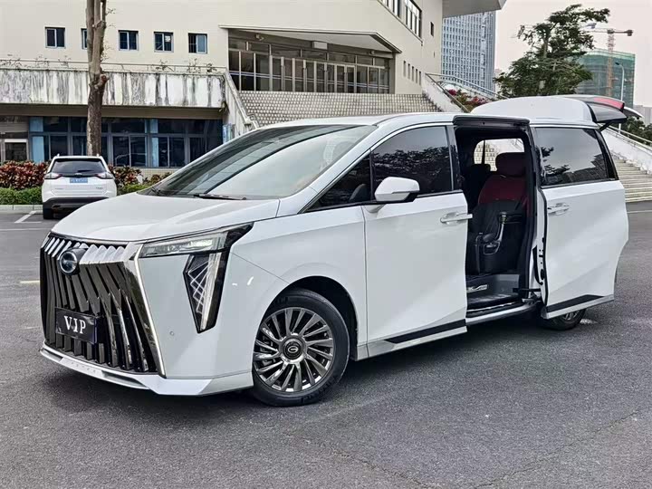 Фото 9 - GAC Trumpchi M8