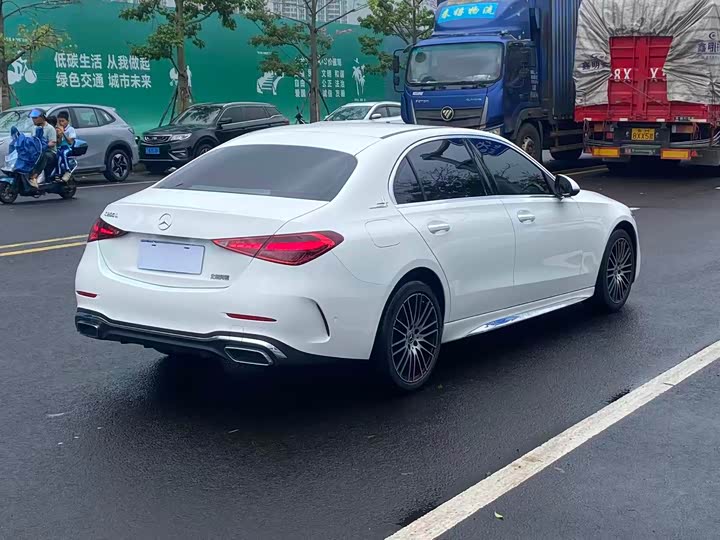 Фото 9 - Mercedes-Benz C-Class