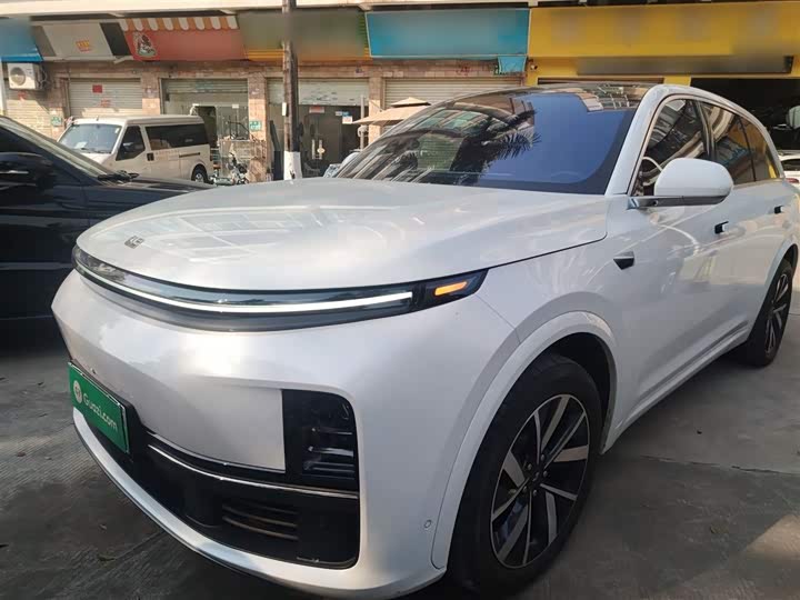 Фото 1 - LiXiang L7