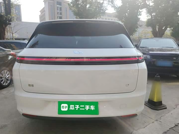 Фото 6 - LiXiang L7