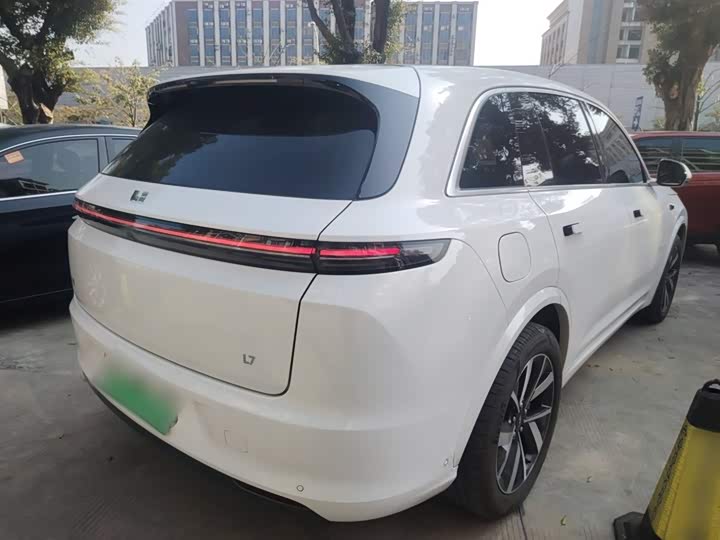 Фото 7 - LiXiang L7