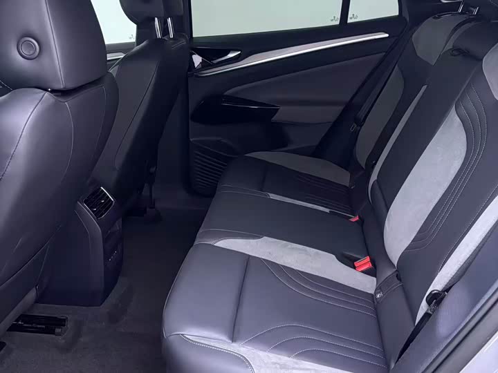 Фото 9 - Volkswagen ID.4 Crozz