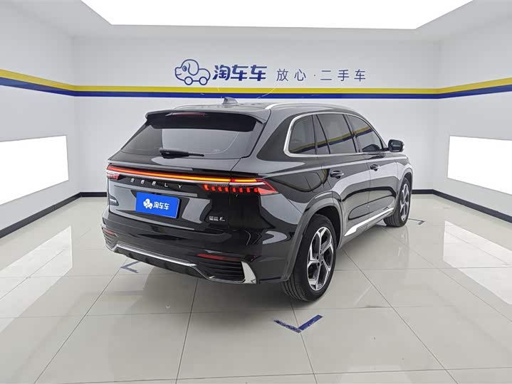 Фото 3 - Geely Monjaro