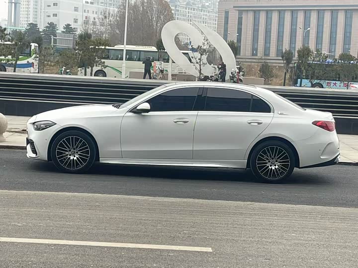 Фото 3 - Mercedes-Benz C-Class