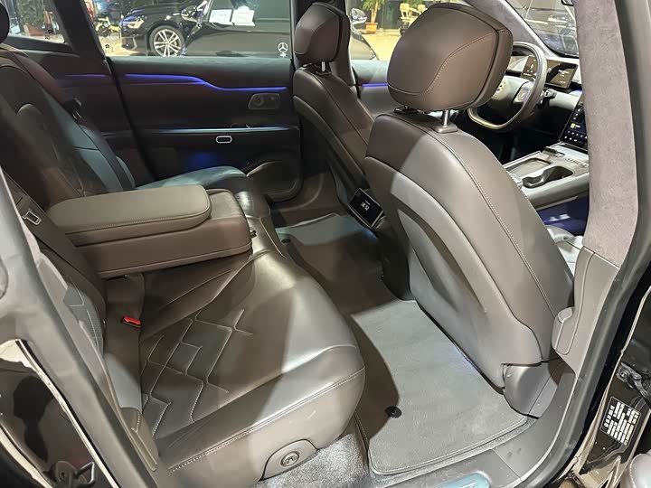 Фото 7 - Nio ET7