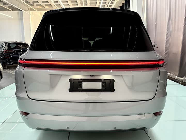 Фото 5 - LiXiang L9