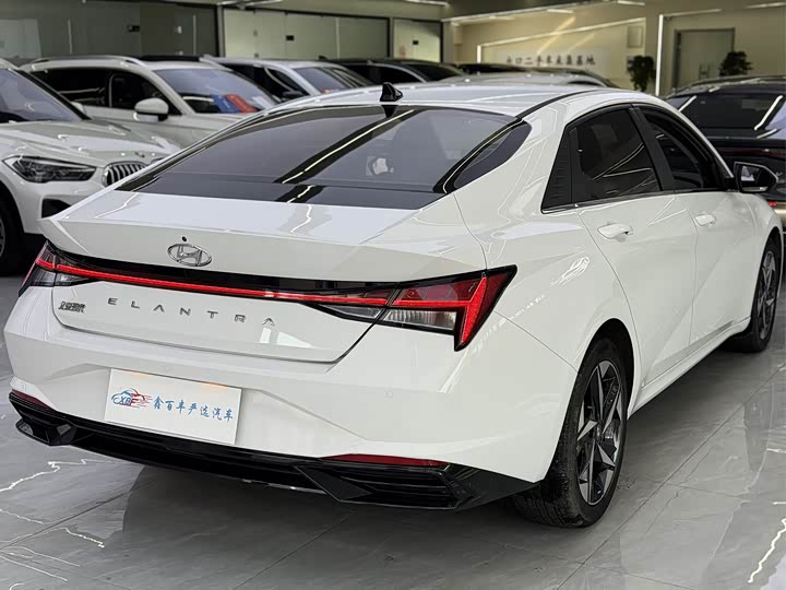 Фото 7 - Hyundai Elantra N line