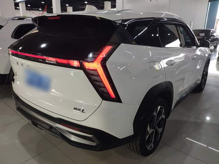 Фото 7 - Geely Atlas L