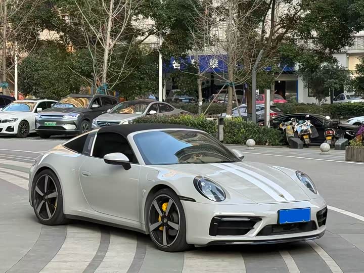 Фото 3 - Porsche 911