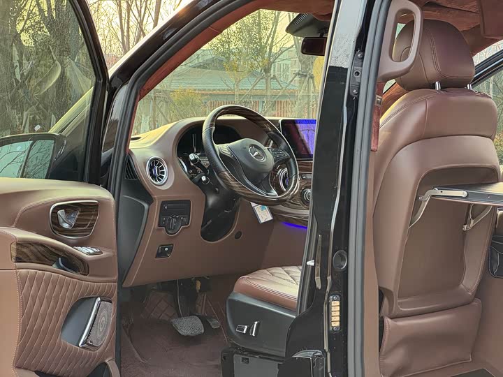 Фото 7 - Mercedes-Benz Vito