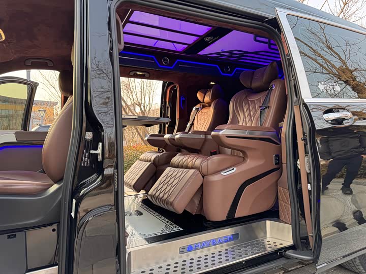 Фото 9 - Mercedes-Benz Vito