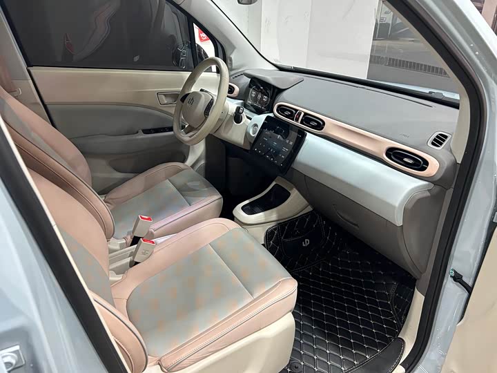 Фото 6 - Leapmotor T03