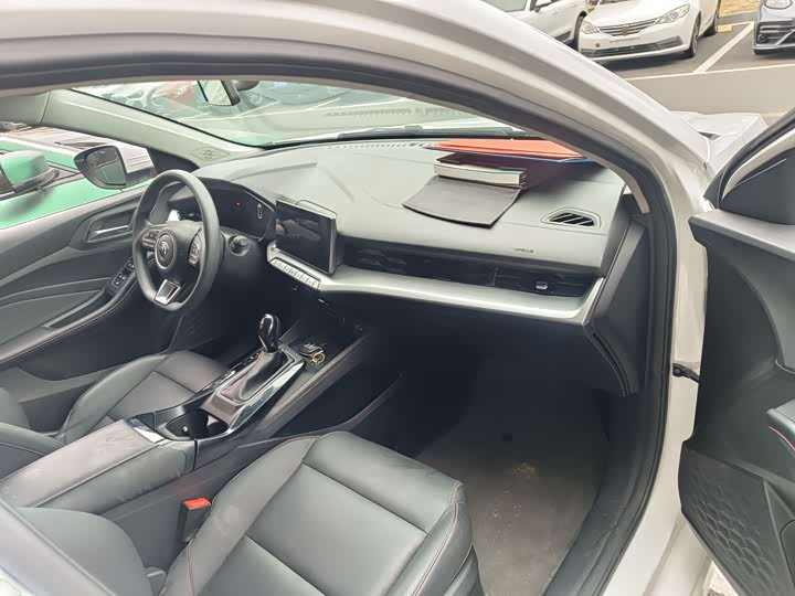 Фото 4 - MG Motor 5