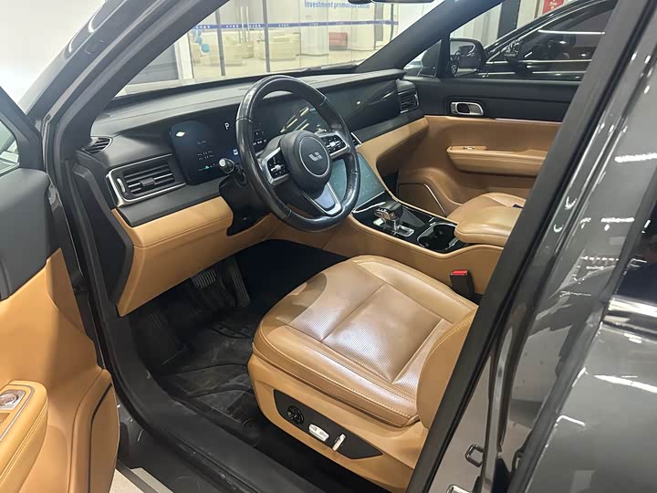 Фото 2 - LiXiang One