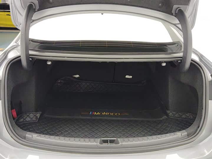 Фото 4 - Ford Mondeo