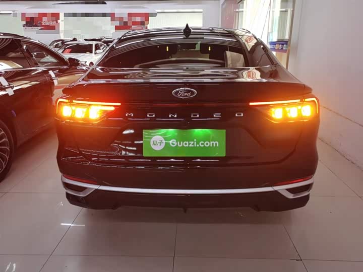 Фото 6 - Ford Mondeo
