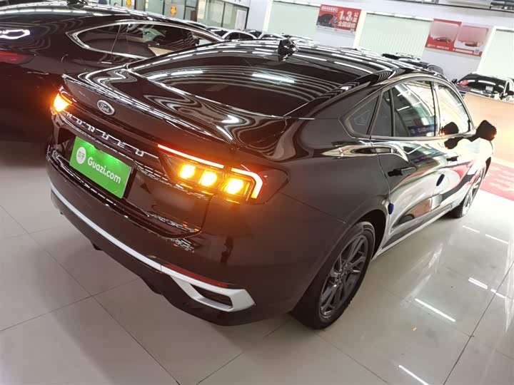 Фото 7 - Ford Mondeo