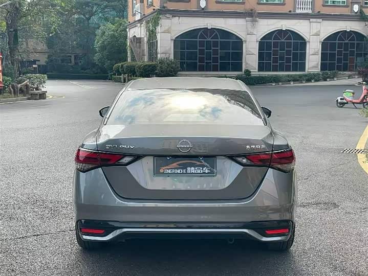 Фото 8 - Nissan Sylphy