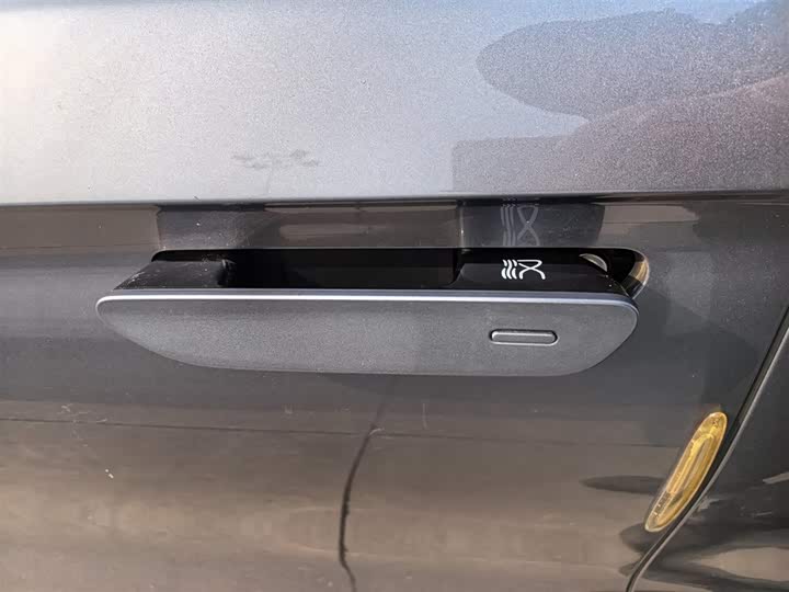 Фото 8 - BYD Han