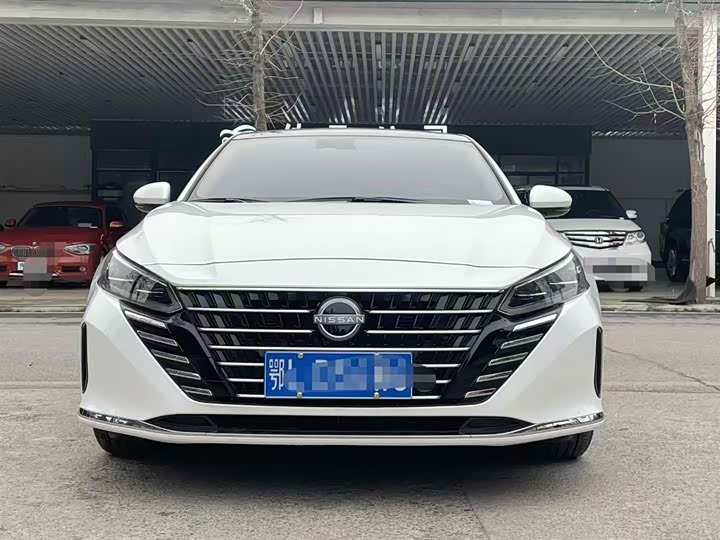 Фото 2 - Nissan Teana