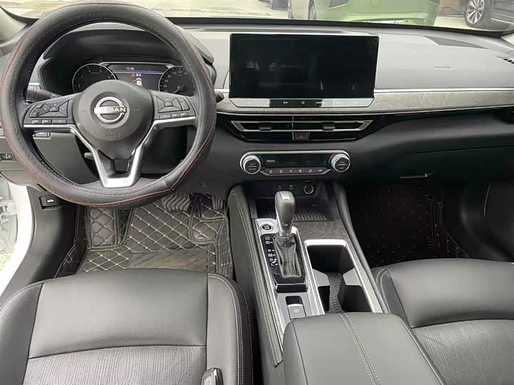 Фото 7 - Nissan Teana