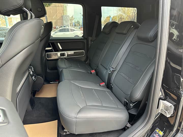 Фото 6 - Mercedes-Benz G-Class AMG