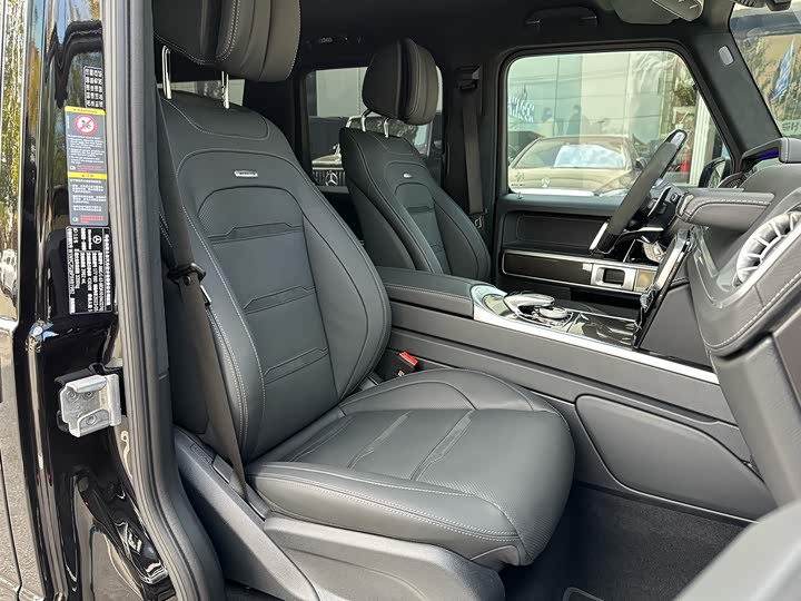 Фото 9 - Mercedes-Benz G-Class AMG