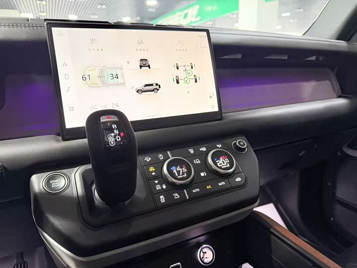 Фото 8 - Land Rover Defender