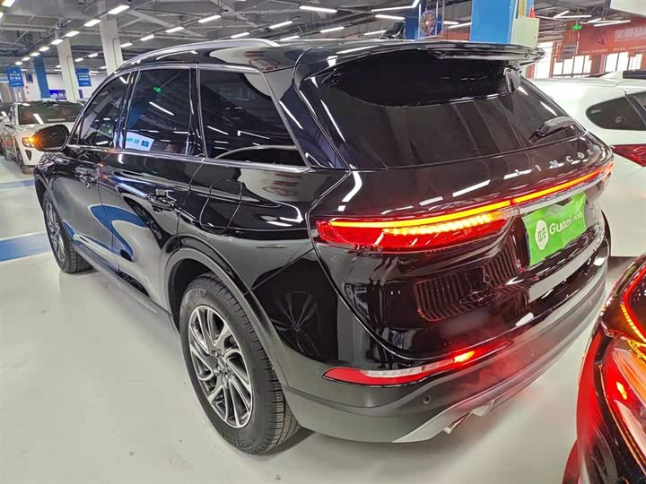 Фото 5 - Lincoln Corsair