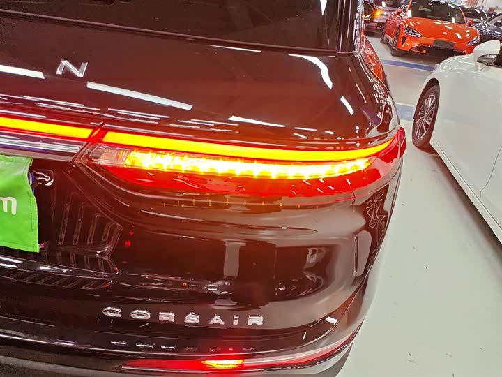 Фото 8 - Lincoln Corsair