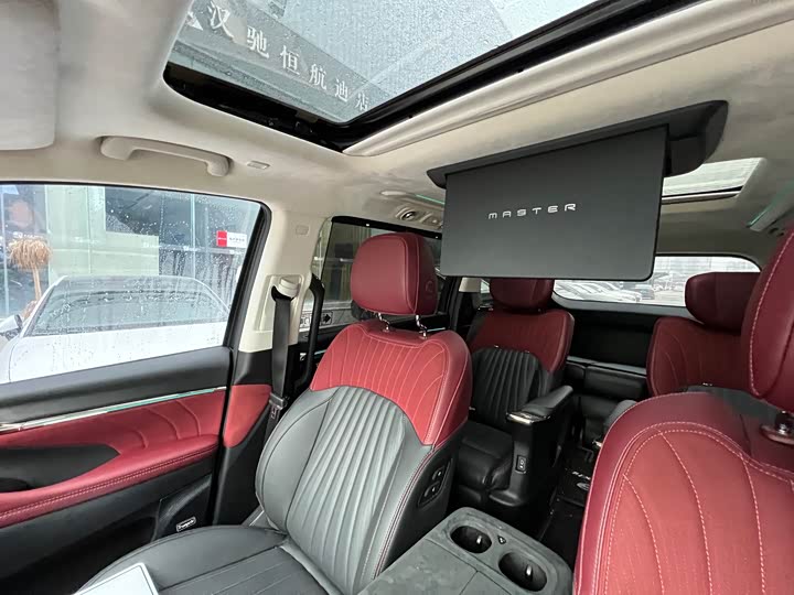 Фото 5 - GAC Trumpchi E9