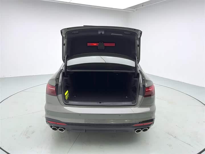 Фото 7 - Audi S4