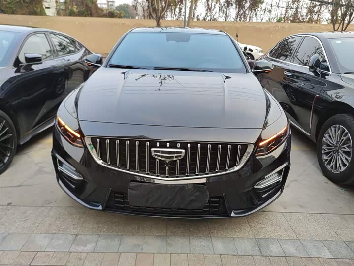 Фото 3 - Geely Preface