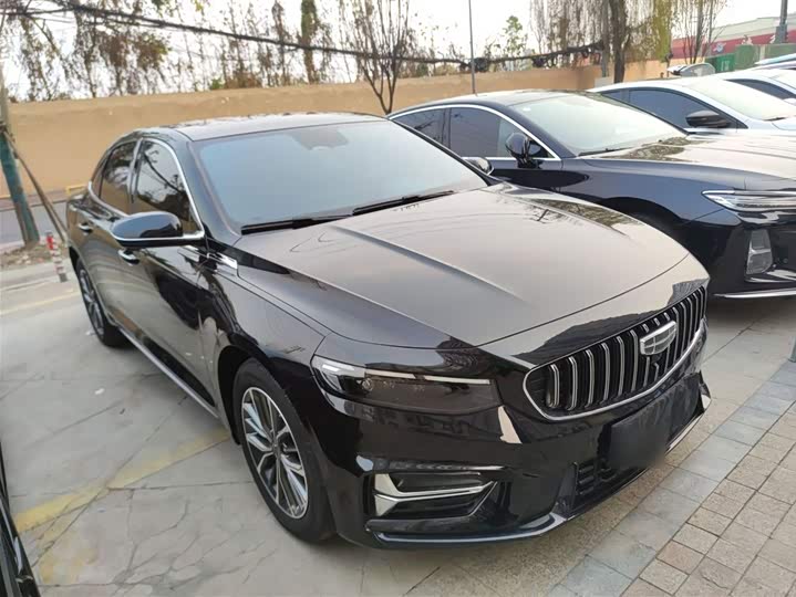 Фото 4 - Geely Preface