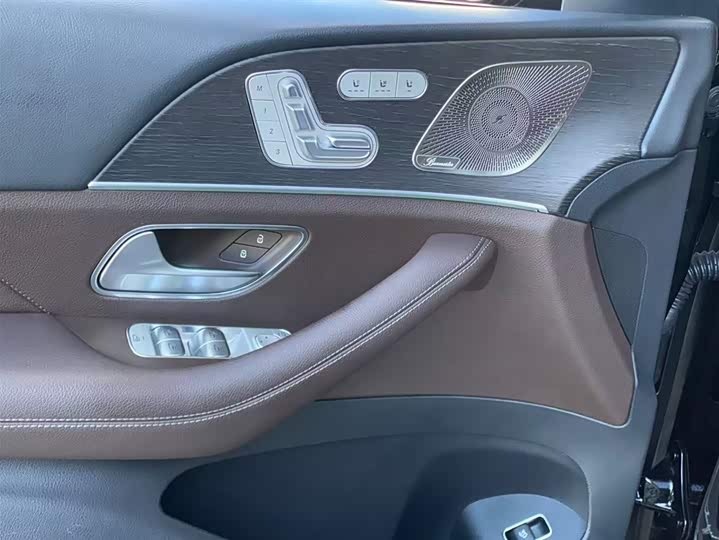 Фото 7 - Mercedes-Benz GLS-Class