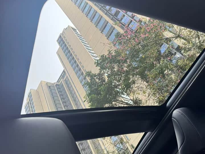 Фото 6 - Toyota Avalon