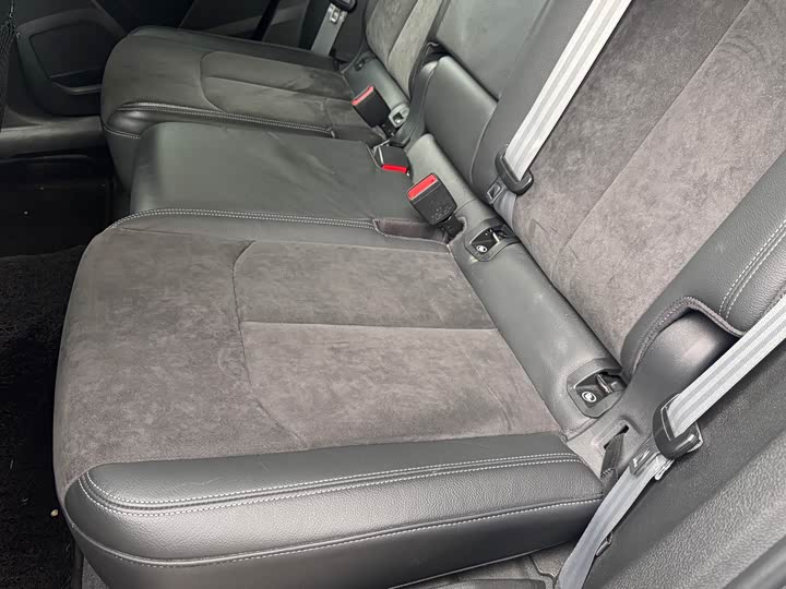 Фото 9 - Audi Q3