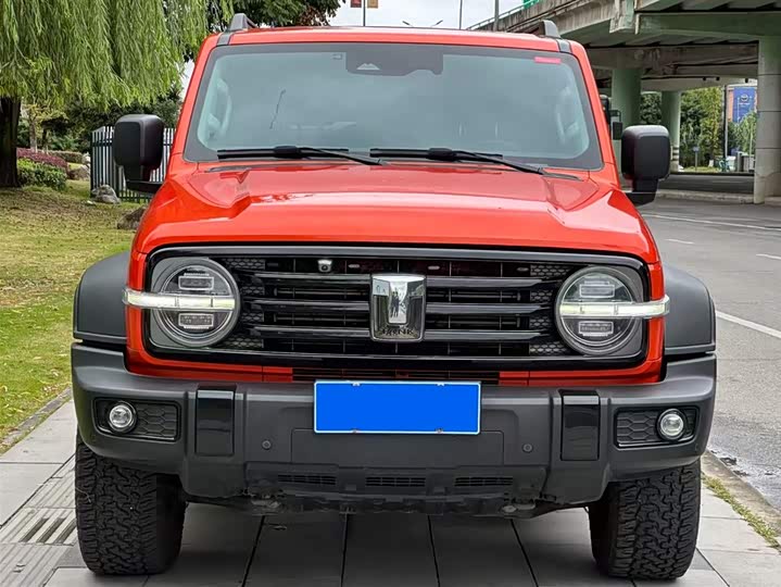 Фото 2 - Tank 300